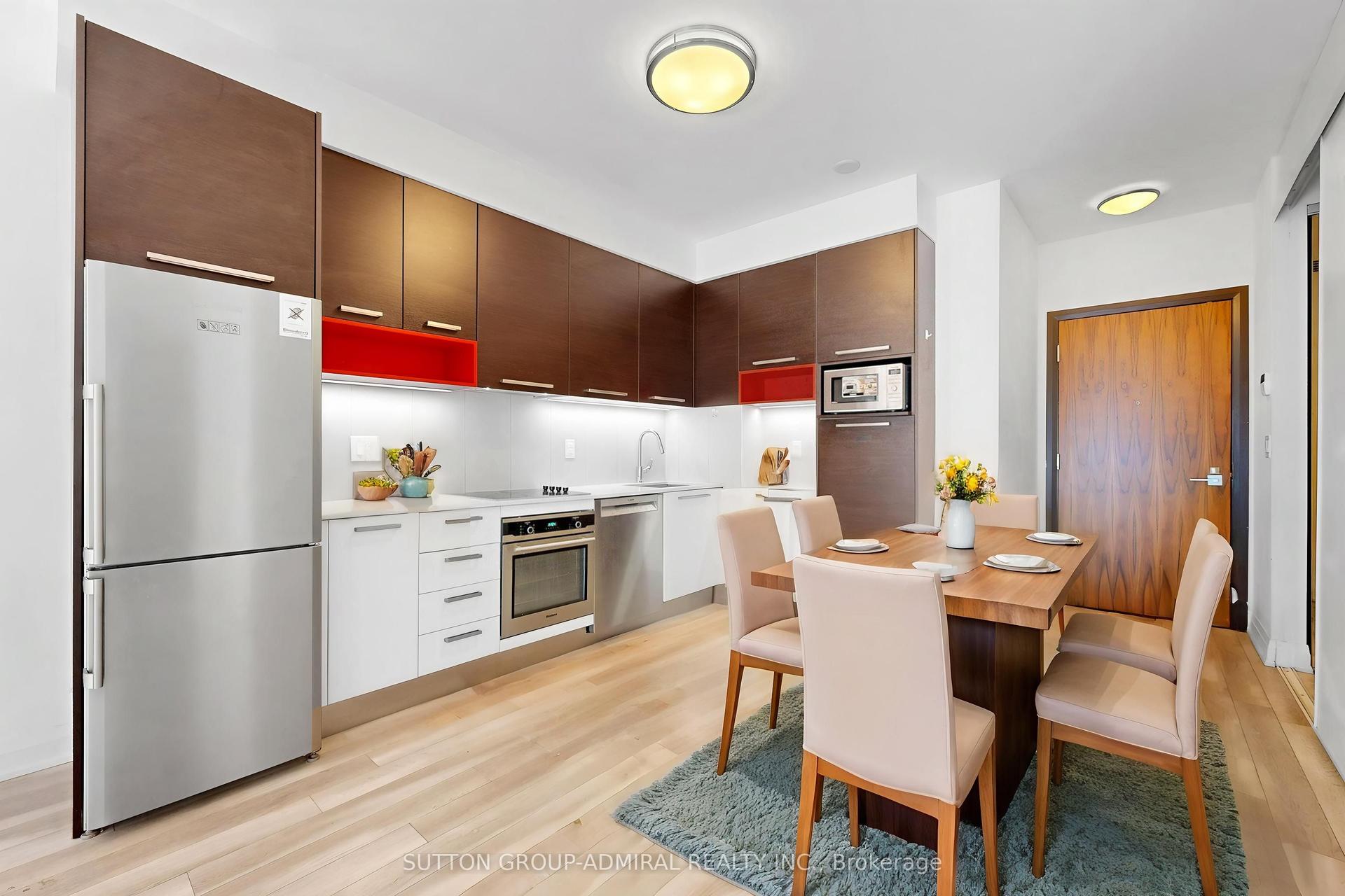 36 Park Lawn Road 301 #301 — photo 1