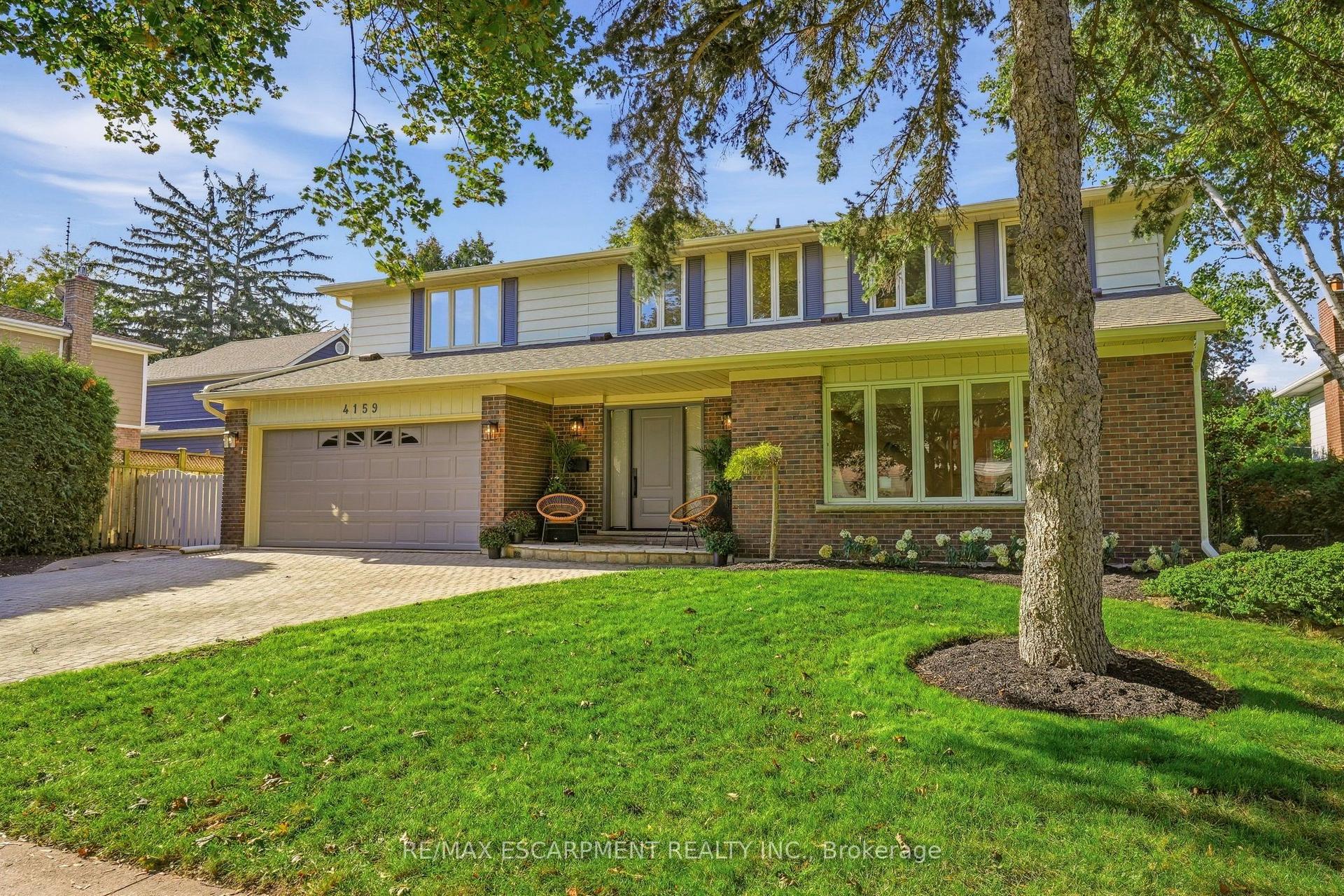 4159 Spruce Avenue, Burlington — Detached for sale, photo 1