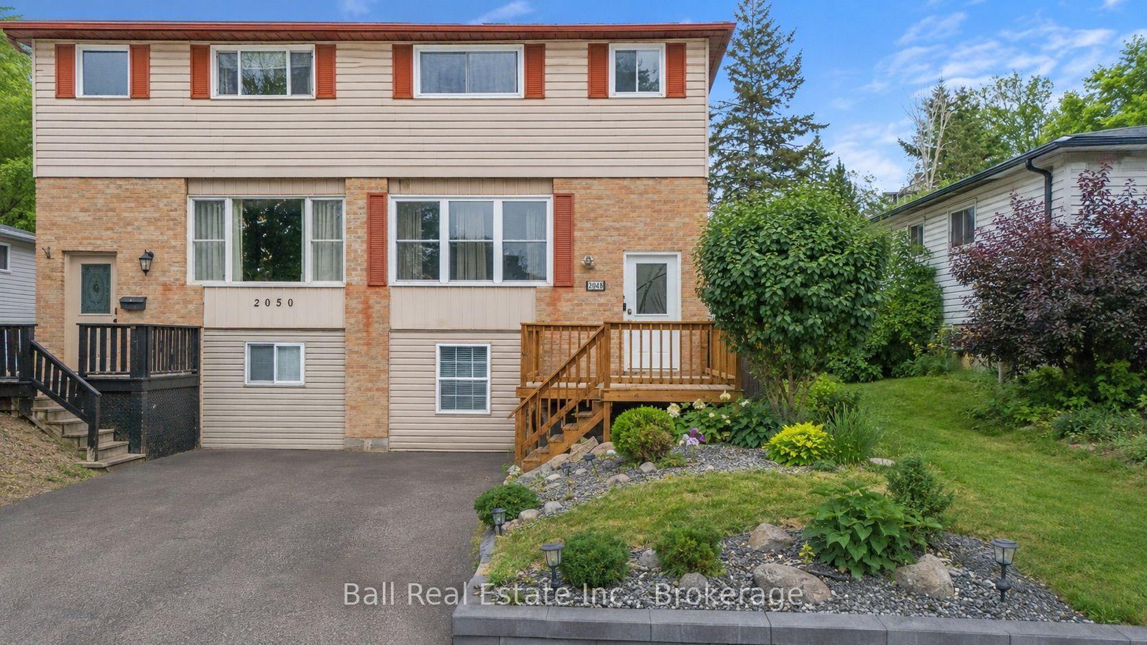 2048 Walker Avenue, Peterborough — Semi-Detached for sale, photo 1