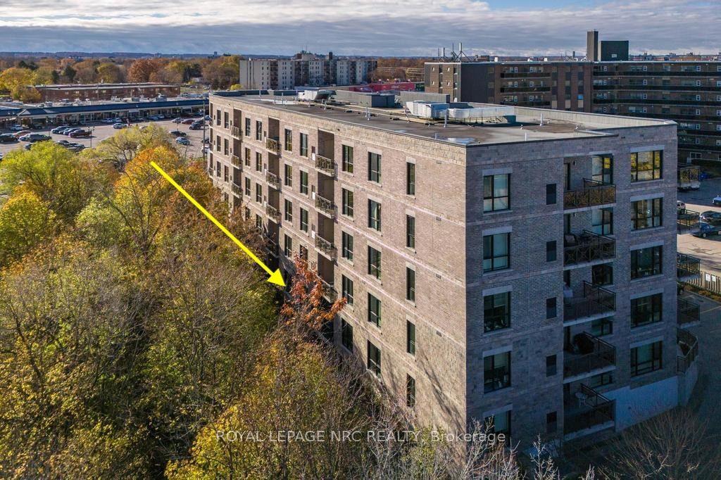 379 SCOTT Street 103 #103, St. Catharines — Condo for sale, photo 1