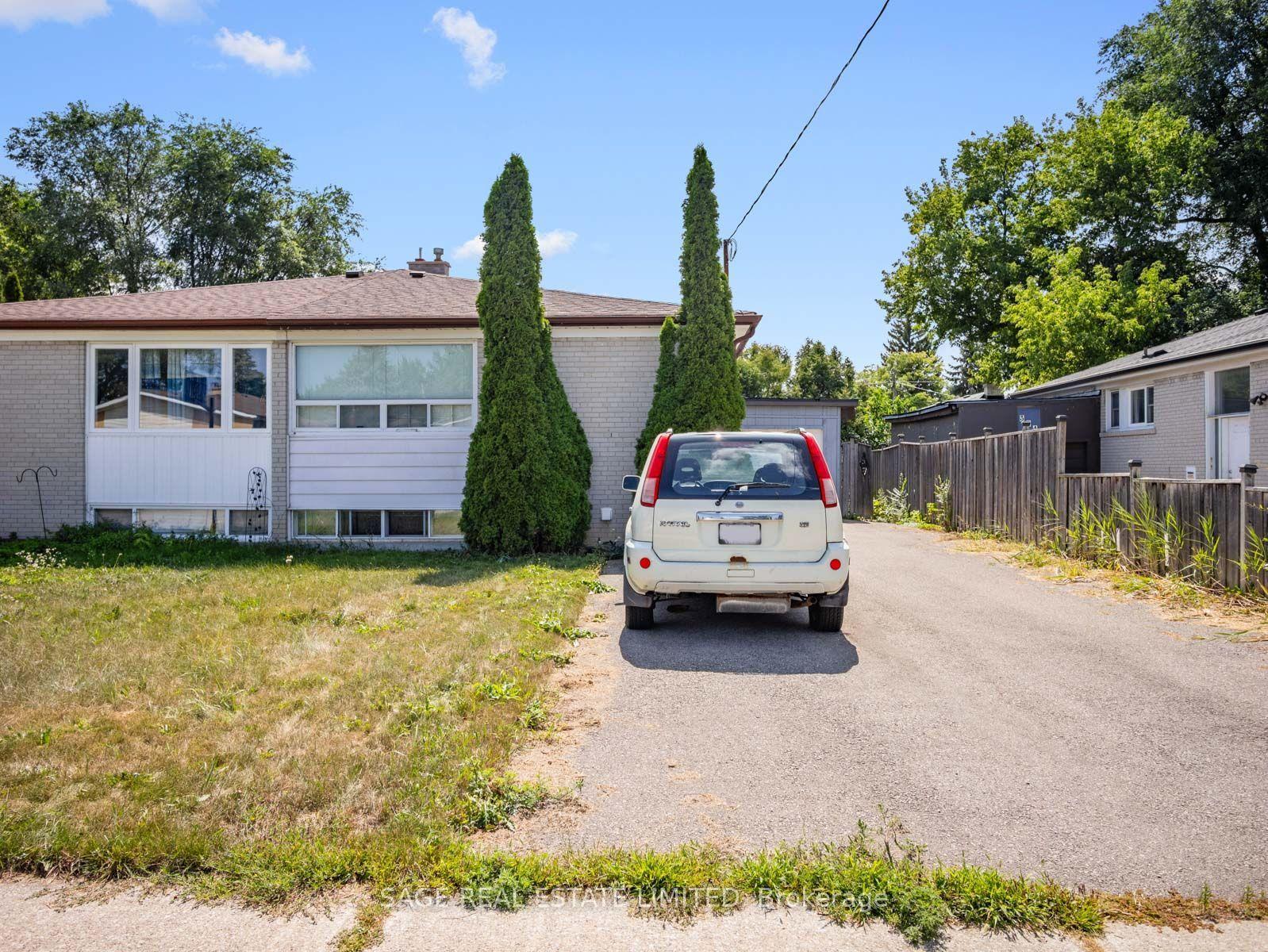 308 Taylor Mills Drive N Bsmt #Bsmt, Richmond Hill — Semi-Detached for lease, photo 1
