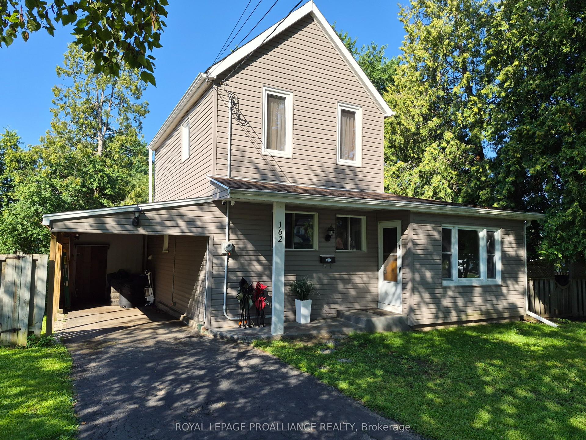 162 First Avenue, Brockville — Detached for sale, photo 1