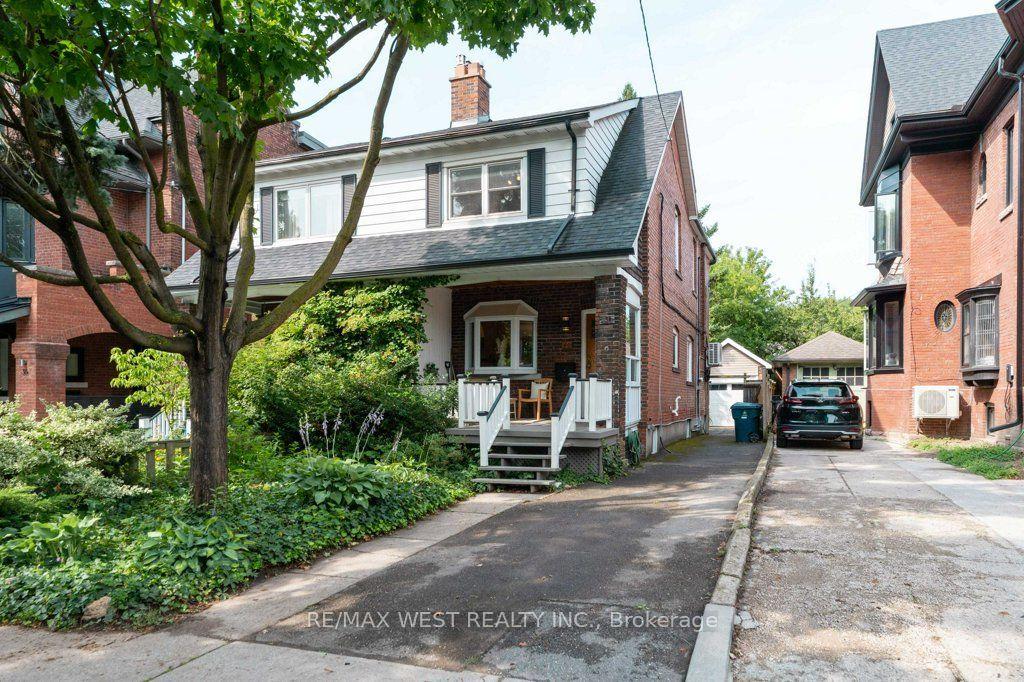 40 Delaware Avenue, Toronto — Semi-Detached for sale, photo 1