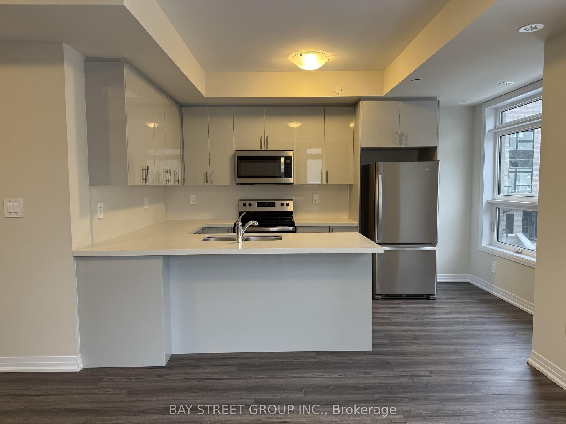 1585 Rose Way 102 #102 — photo 1