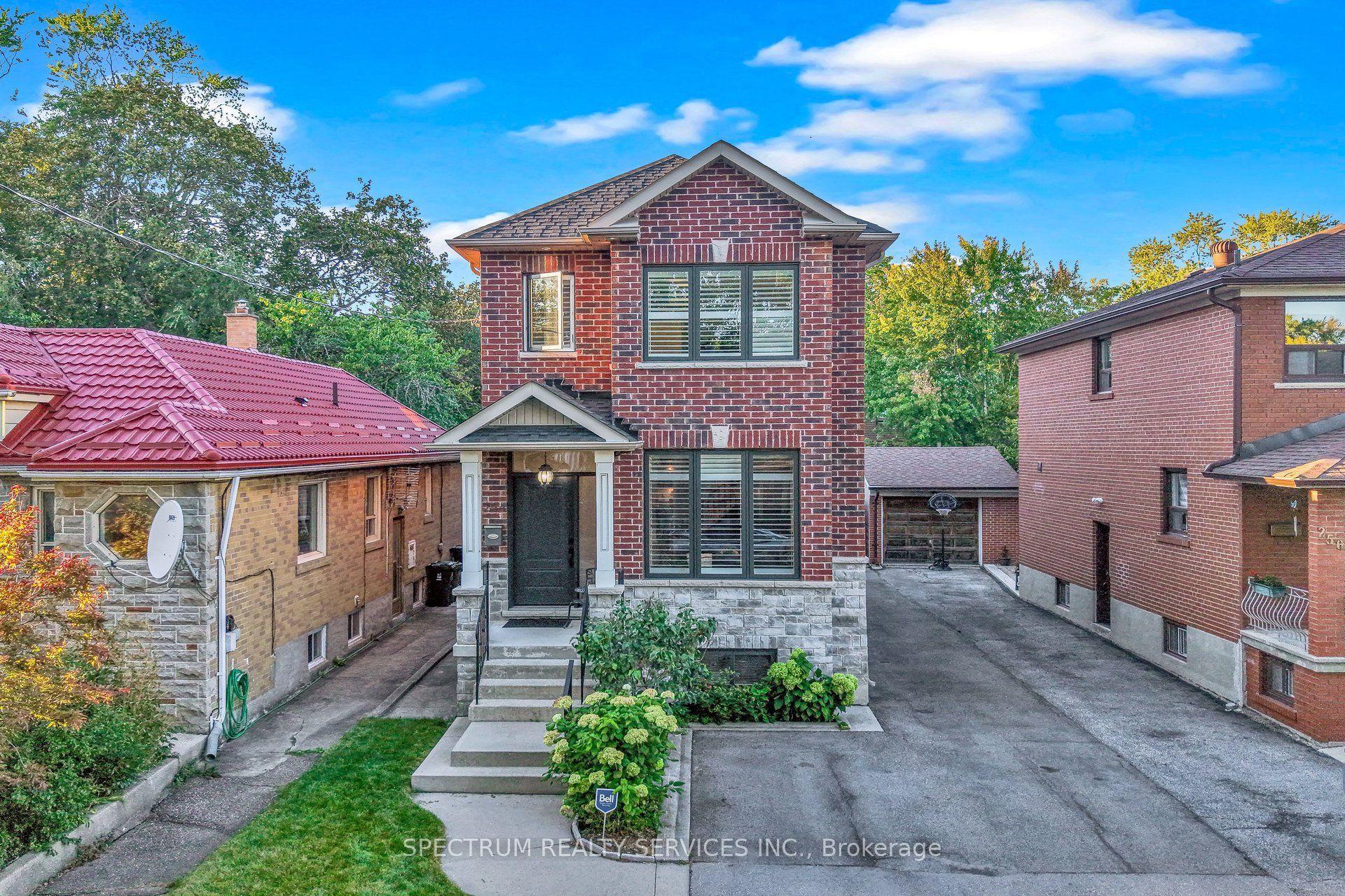 254 John Street, Toronto — Detached for sale, photo 1