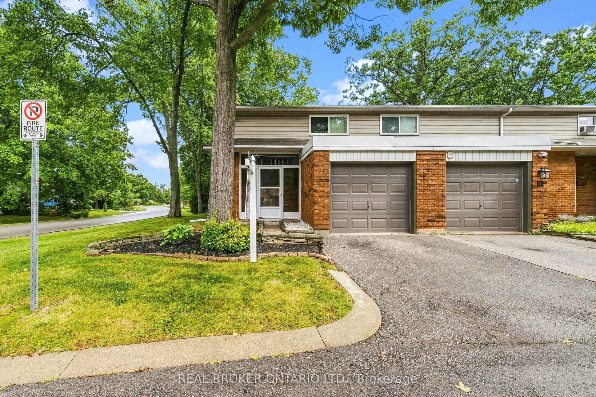 1270 Gainsborough Drive 61 #61, Oakville — Condo Town for sale, photo 1