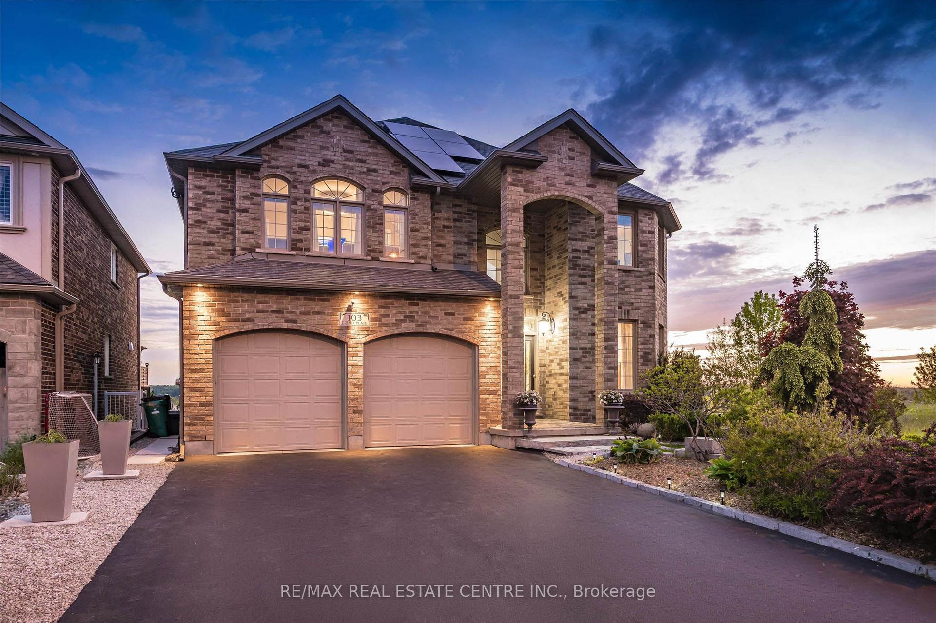 103 Gouda Place, Cambridge — Detached for sale, photo 1