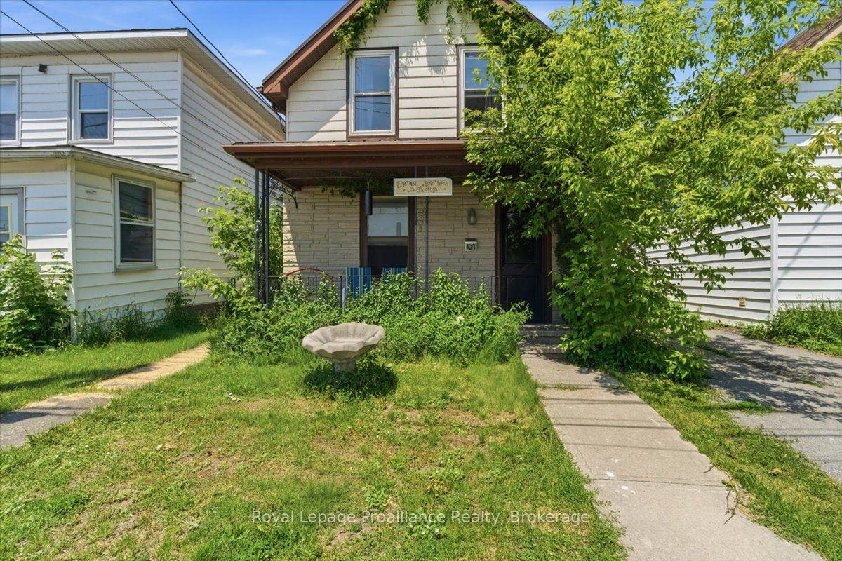 431 Main Street, Deseronto — Detached for sale, photo 1