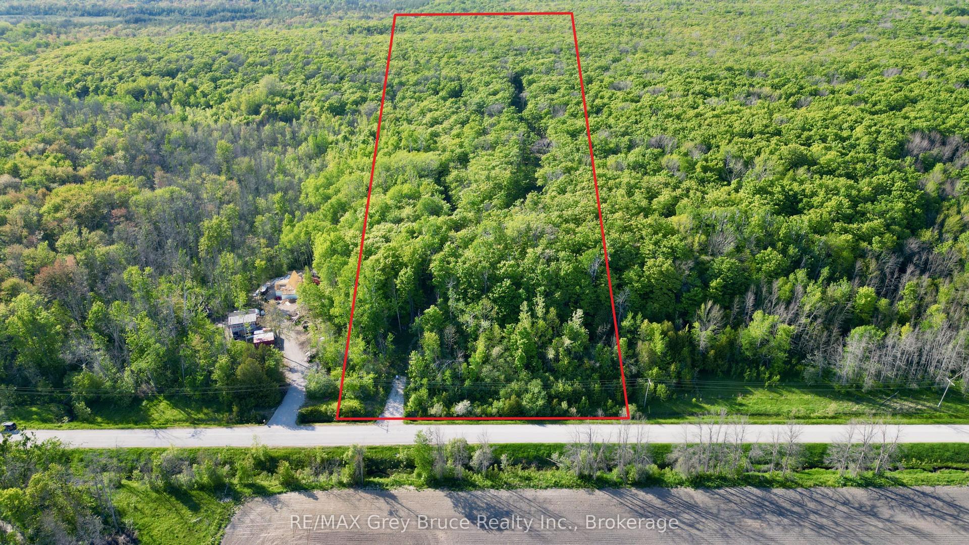 150 Clarkes Road E R96870 #R96870 — photo 1
