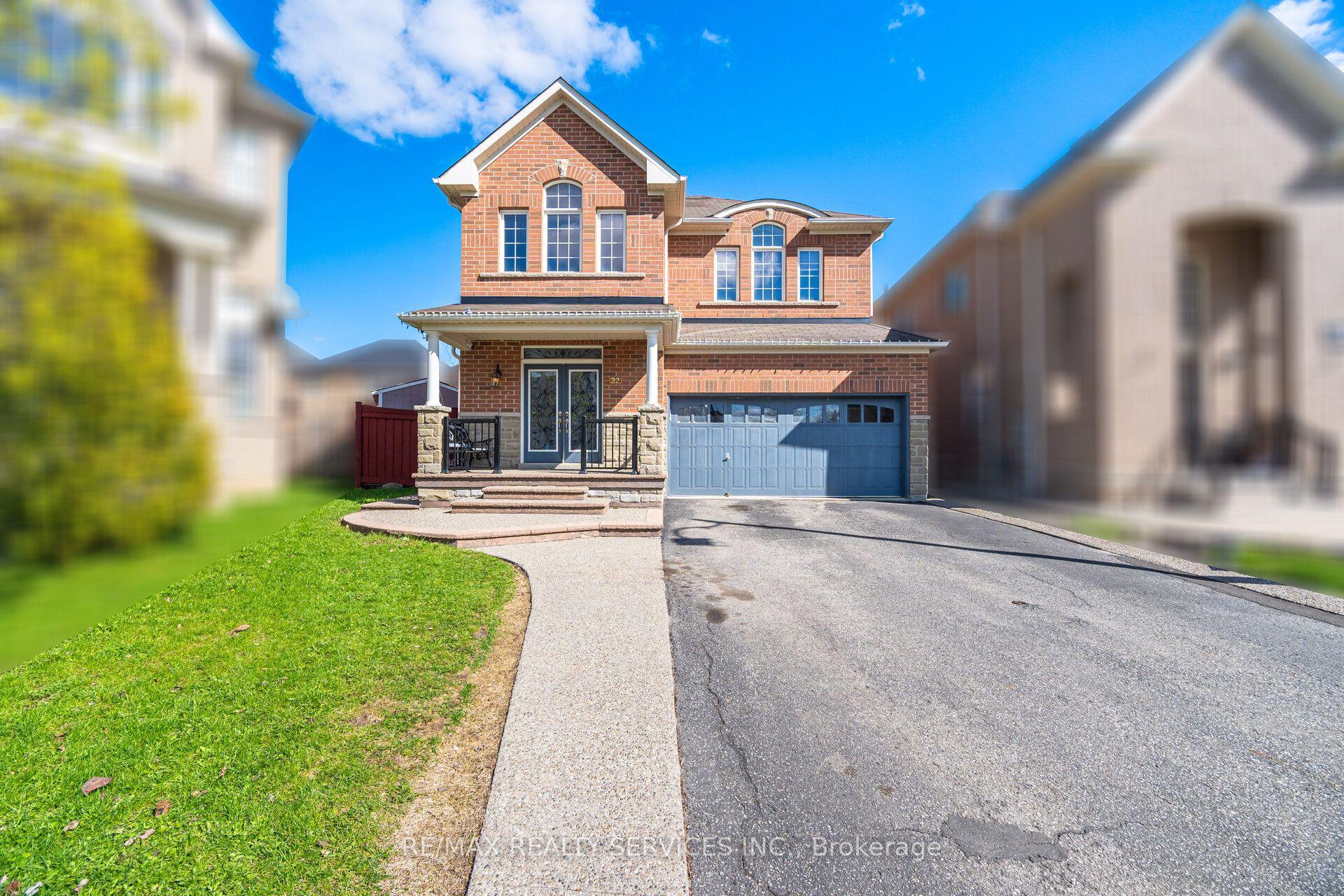 22 Everingham Circle — photo 1