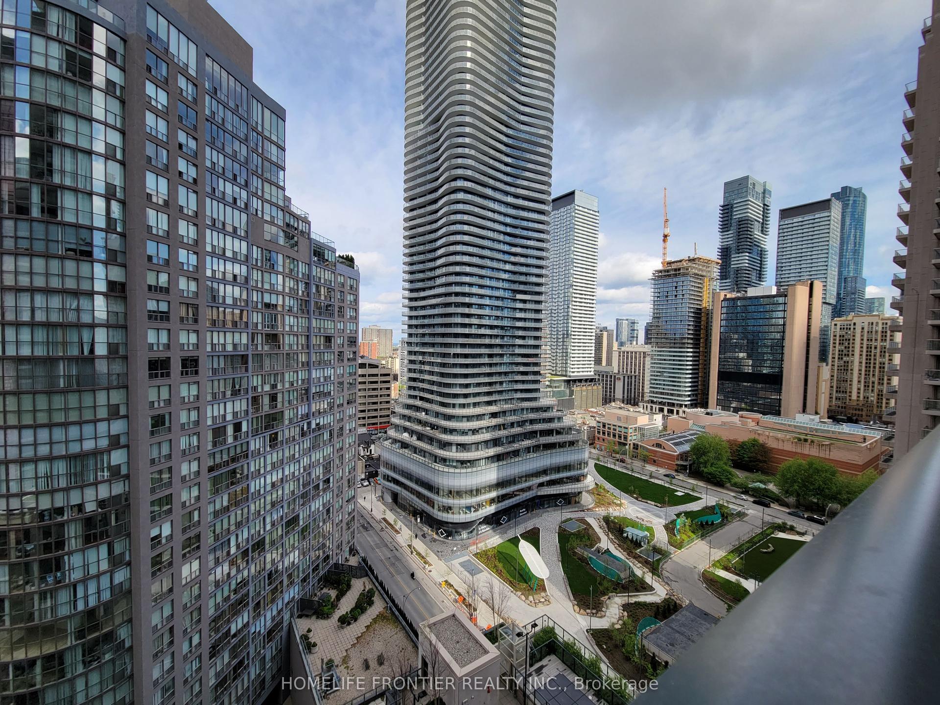 955 Bay Street 1701 #1701 — photo 1