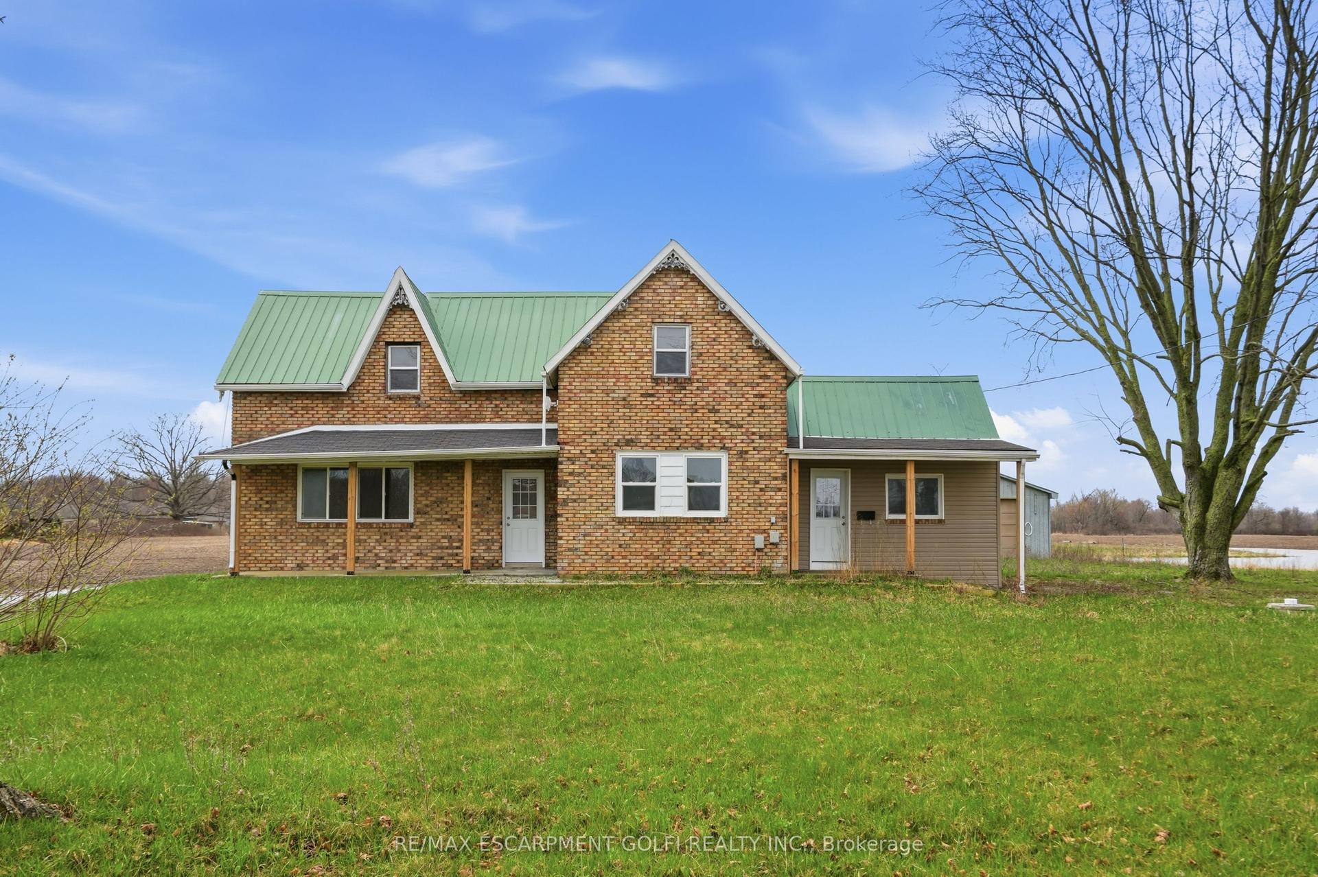 53 Young Road — photo 1