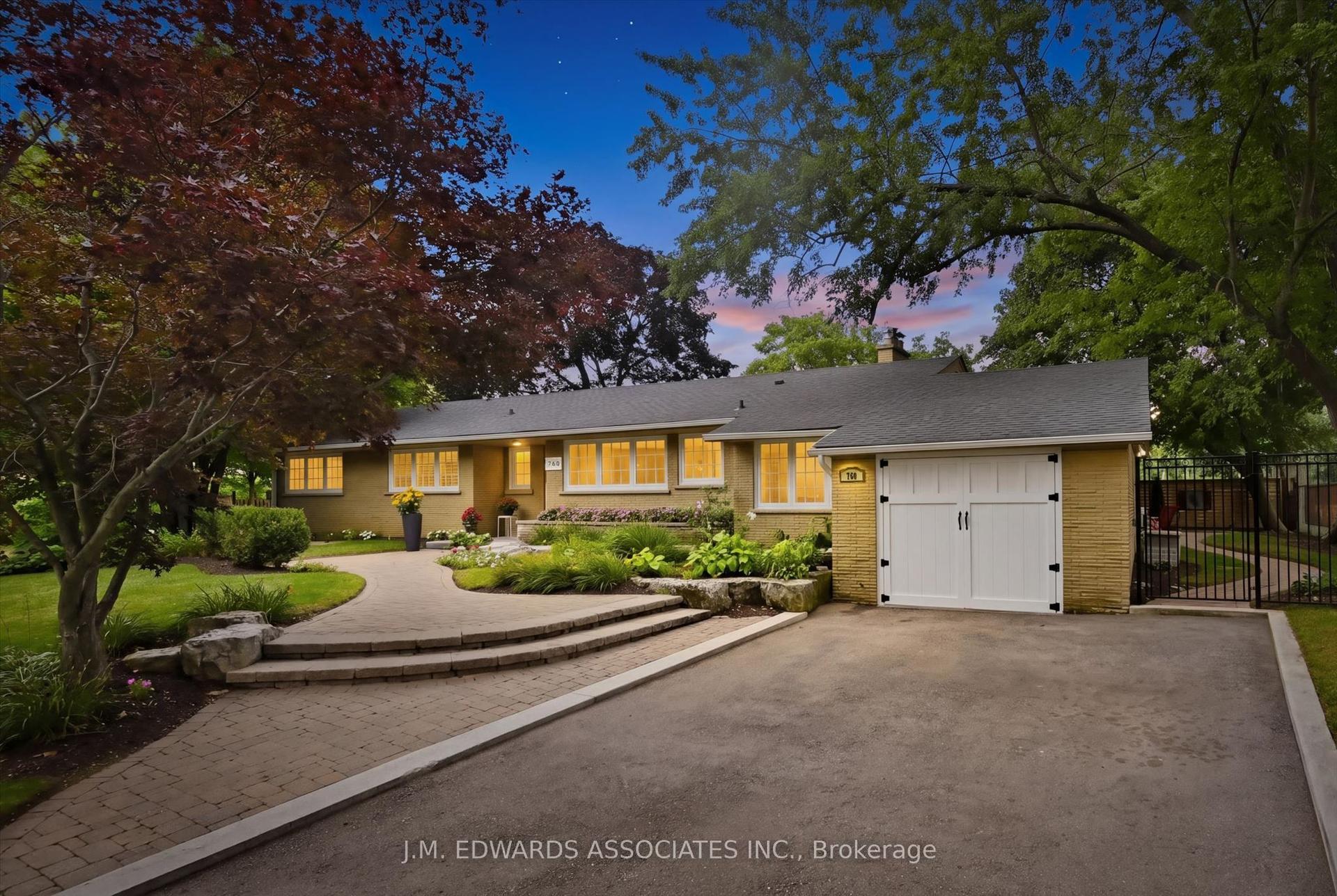 760 Kingsway Drive, Burlington — Detached for sale, photo 1