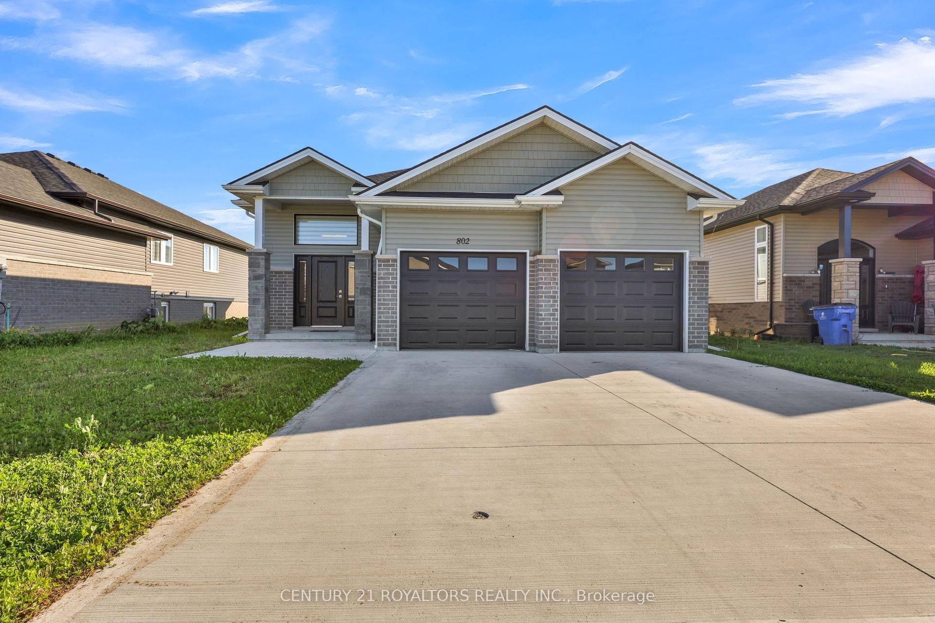 802 Keil Drive — photo 1