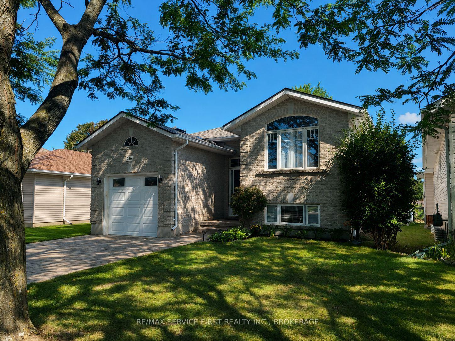 236 Langfield Street, Kingston — Detached for sale, photo 1
