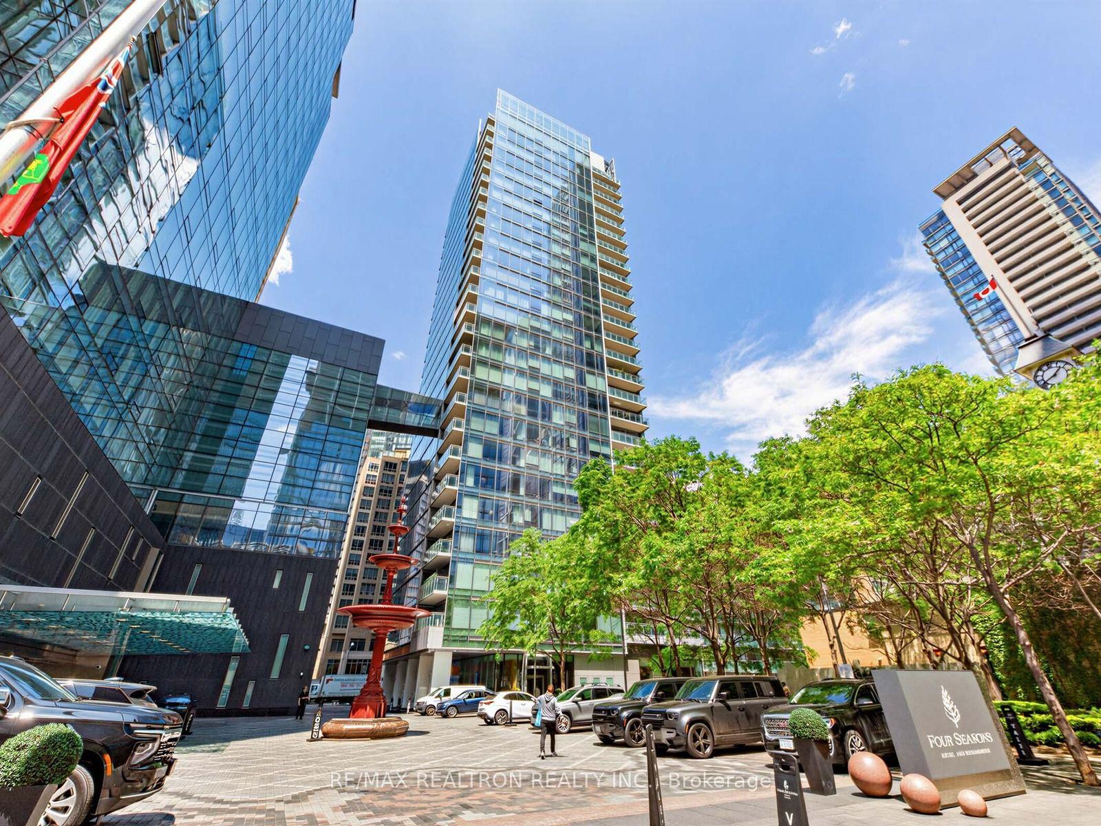 55 Scollard Street 2005 #2005, Toronto — Condo for lease, photo 1