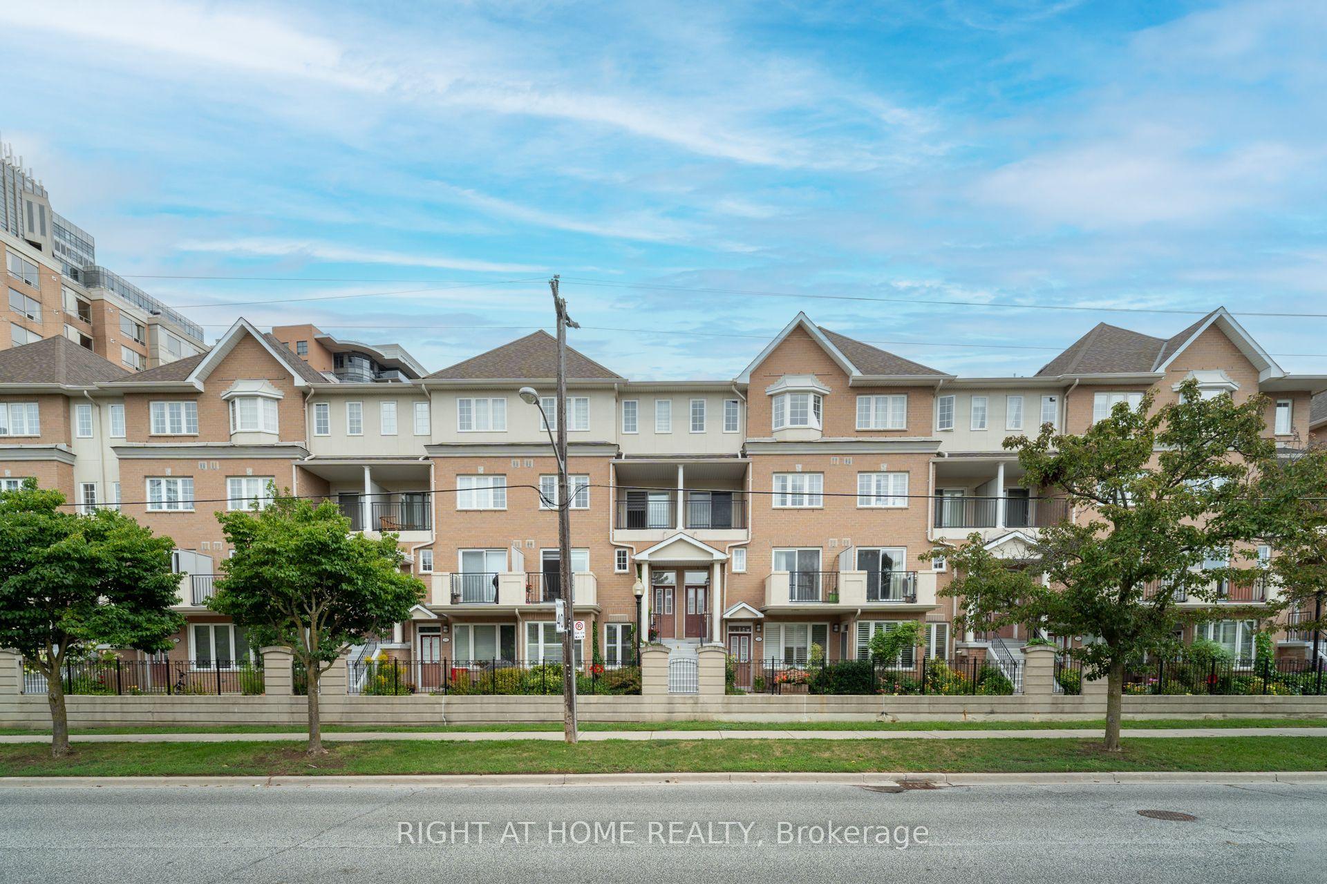 220 Grandview Way, Toronto — Condo Town for sale, photo 1