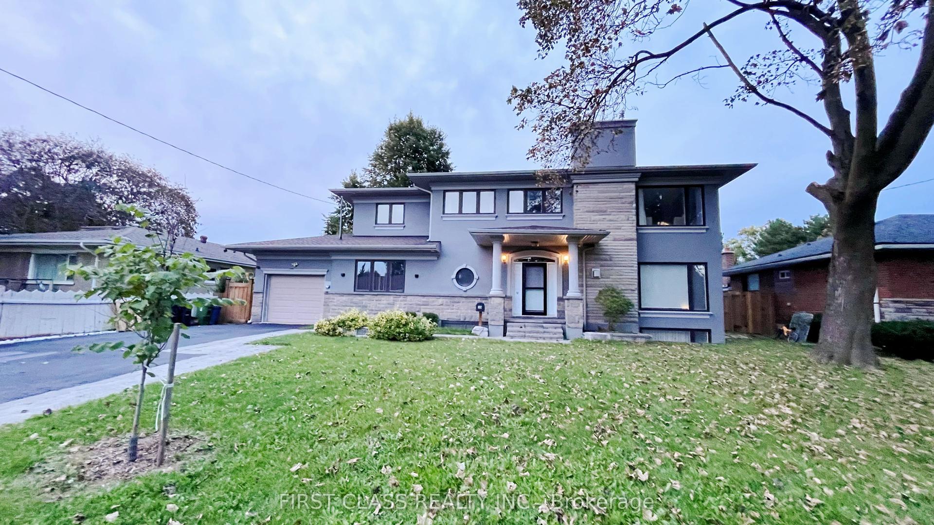 30 Meadowacres Drive, Toronto — Detached for sale, photo 1