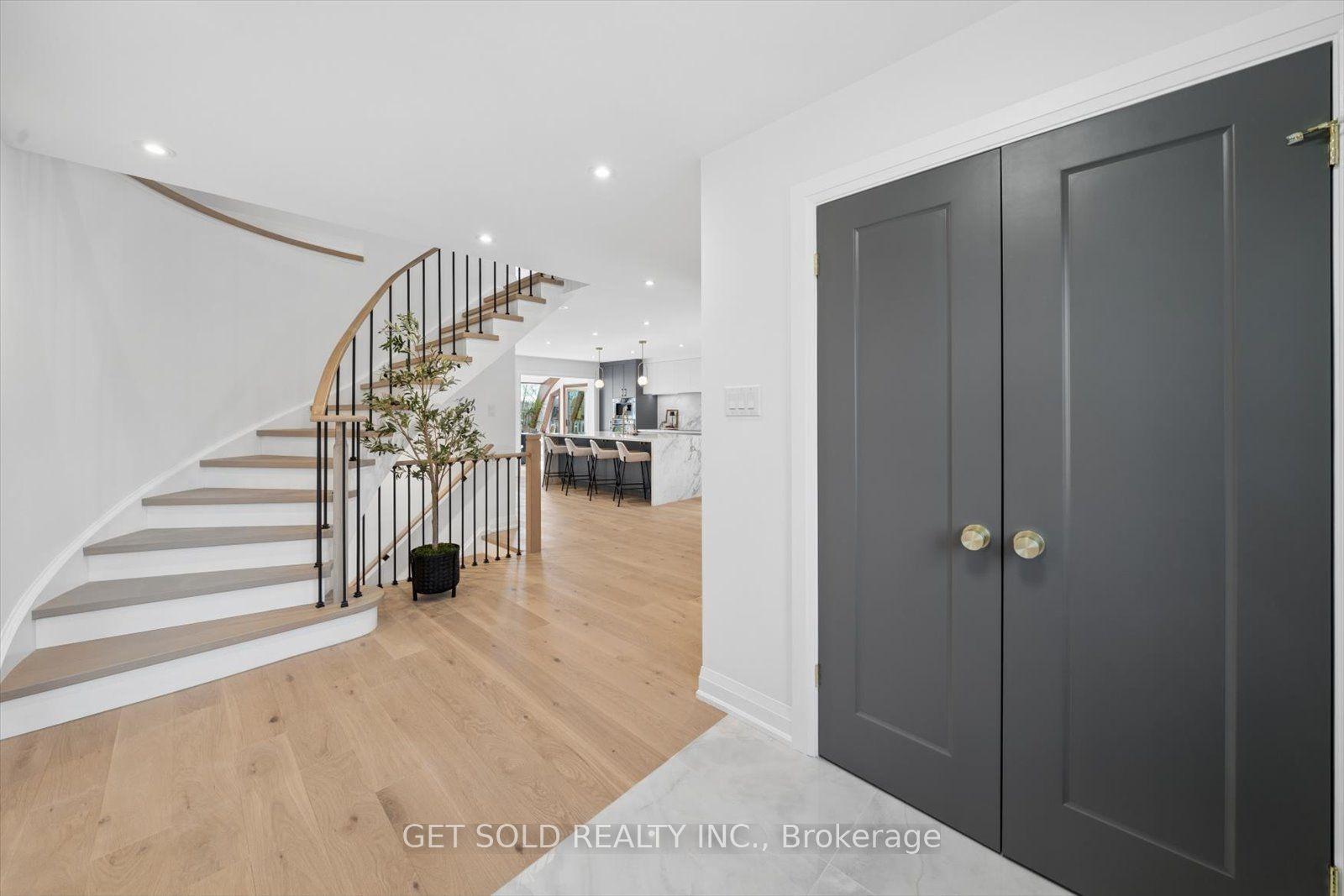 1768 Sherwood Forrest Circle — photo 3