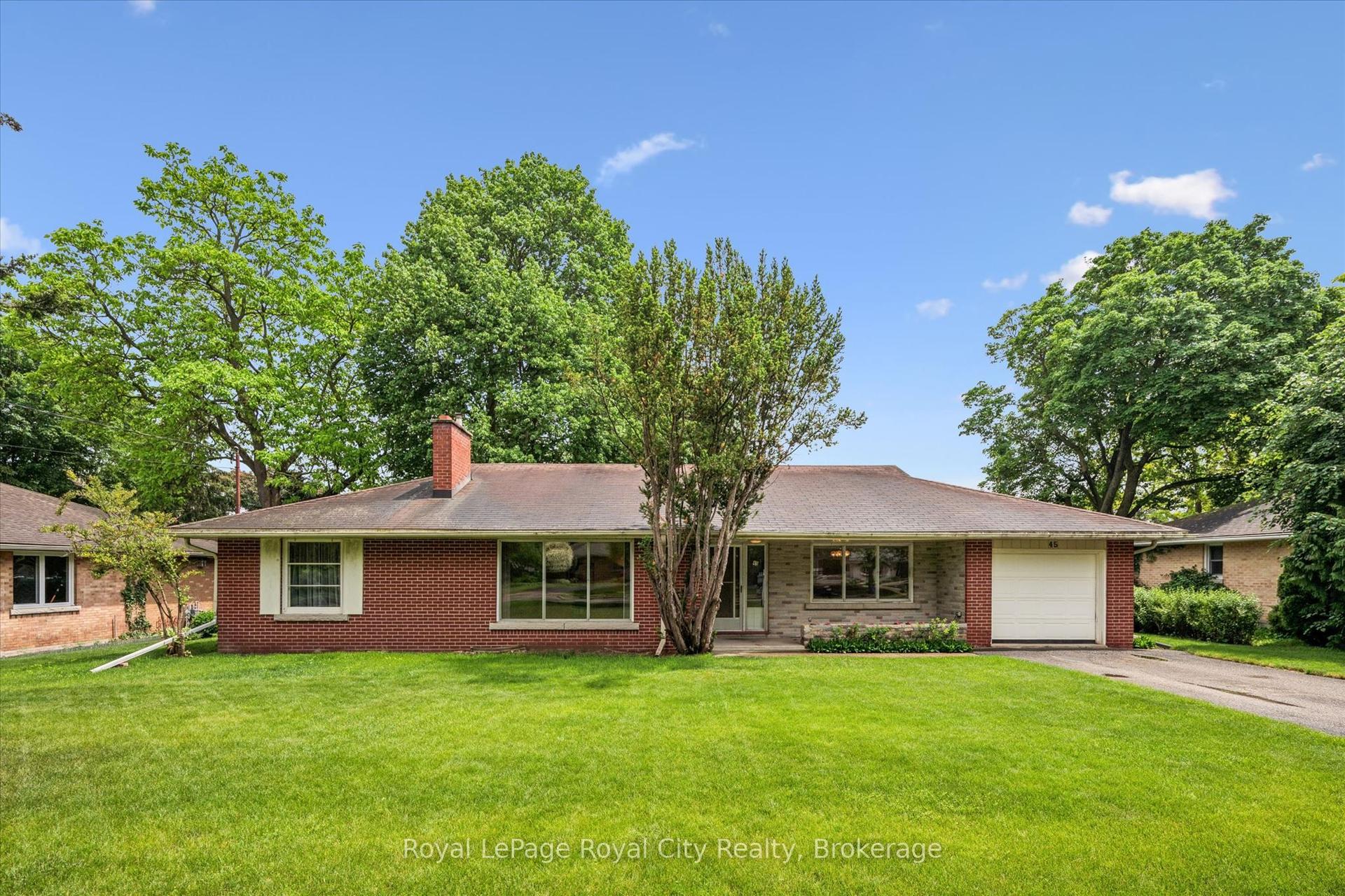 45 Waverley Drive — photo 1