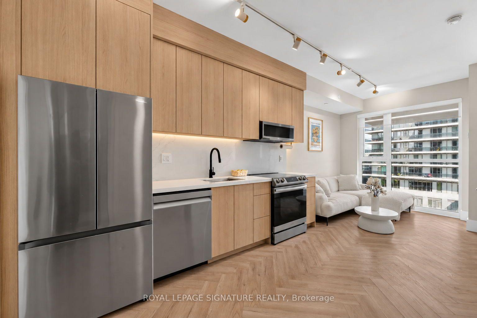 33 Shore Breeze Drive 706 #706, Toronto — Condo for sale, photo 1