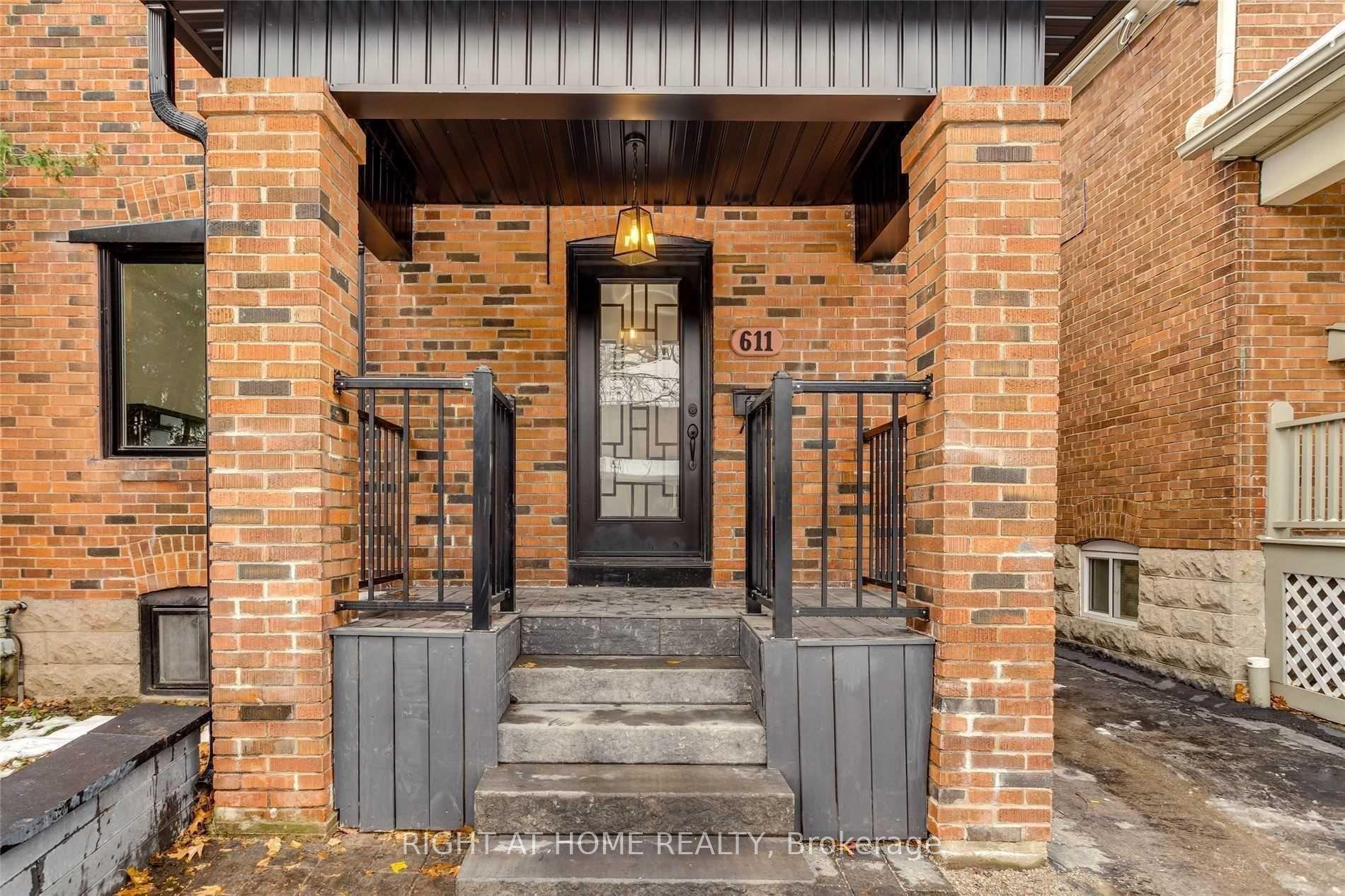 611 Hillsdale Avenue E, Toronto — Detached for lease, photo 1