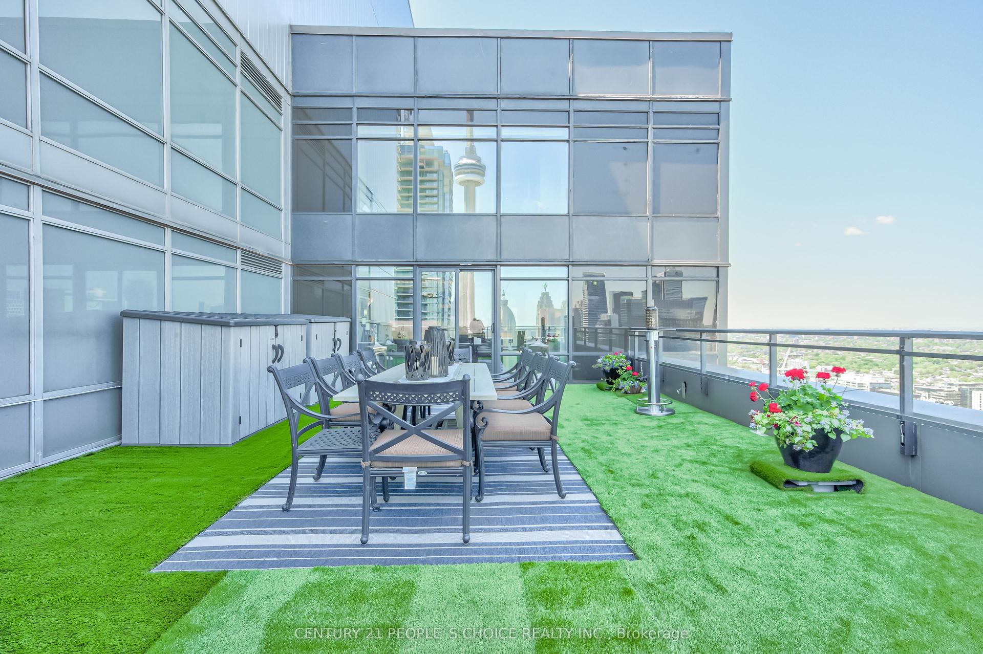 25 Telegram Mews PH5201 #PH5201, Toronto — Condo for sale, photo 1