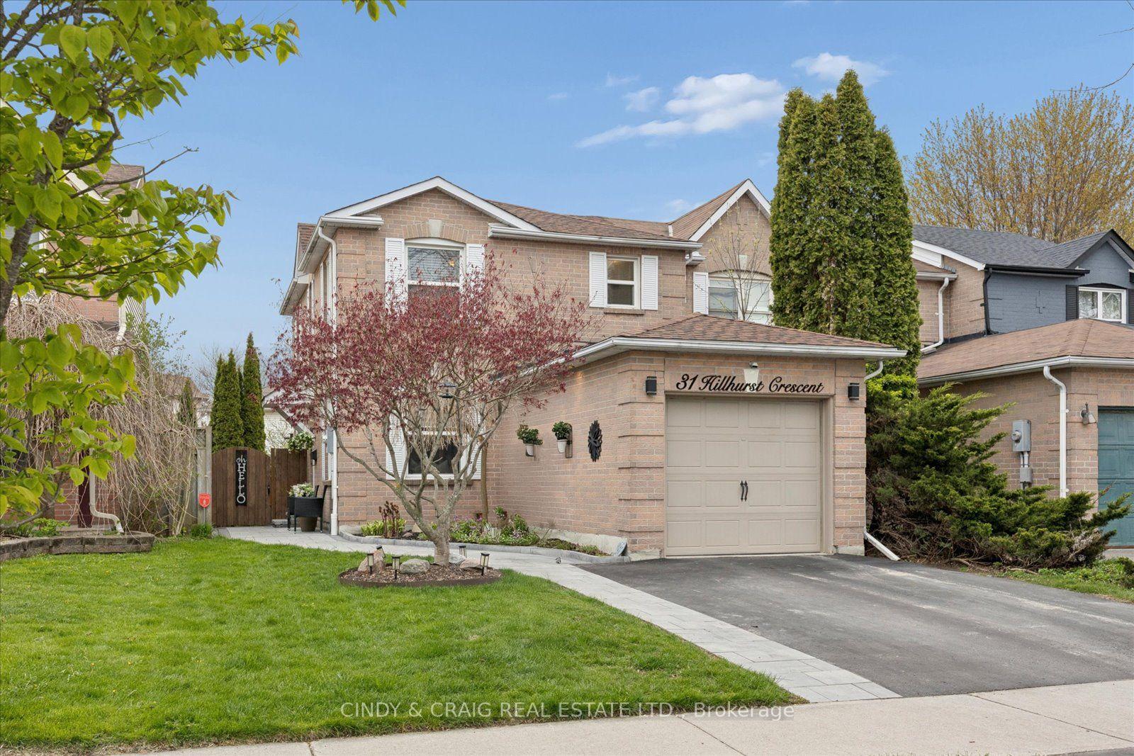 31 Hillhurst Crescent — photo 1