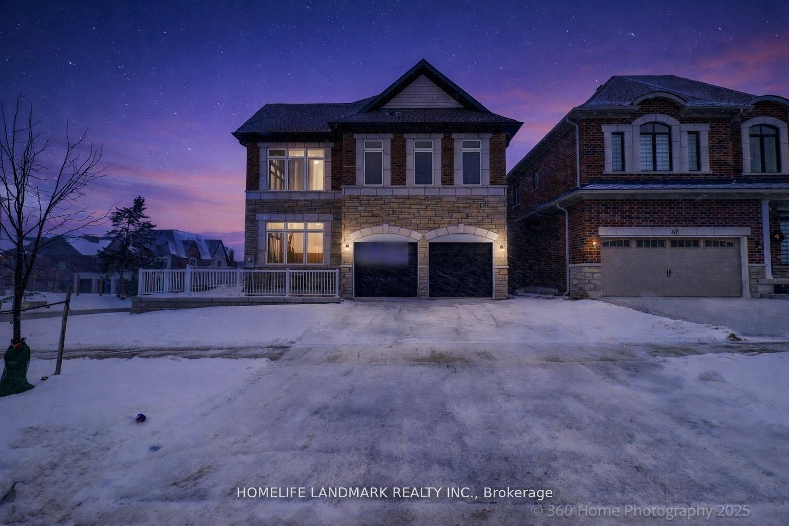 8 Mapleton Street — photo 1