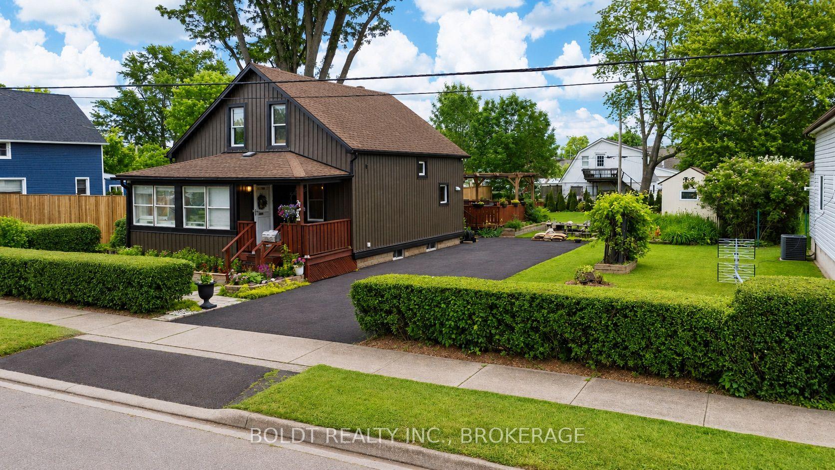 23 Torrance Street — photo 1
