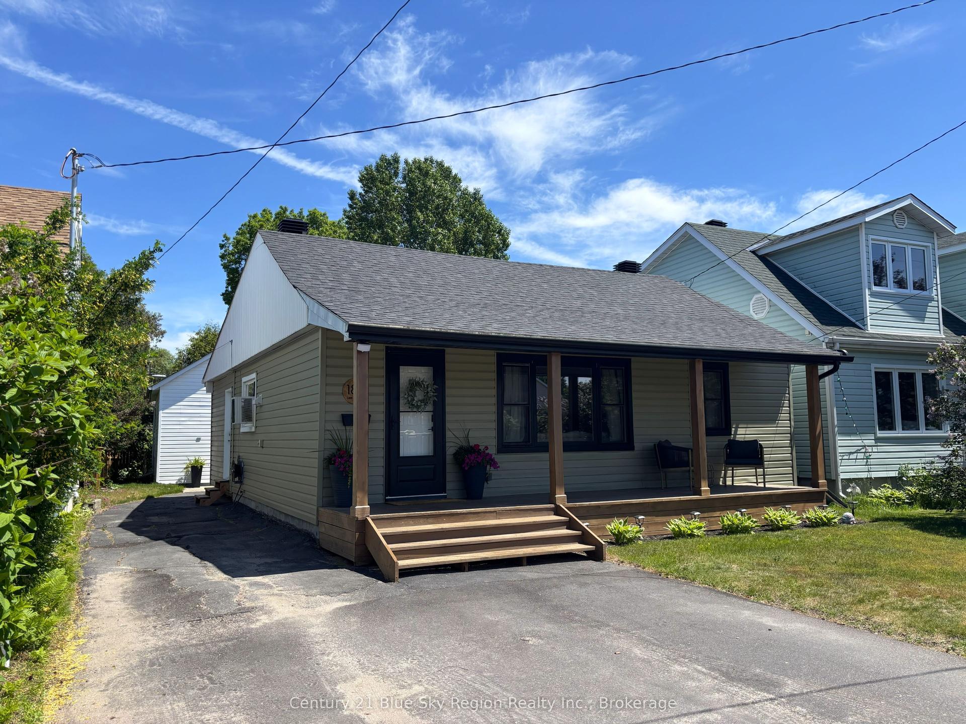 188 Lee Avenue, North Bay — Detached for sale, photo 1