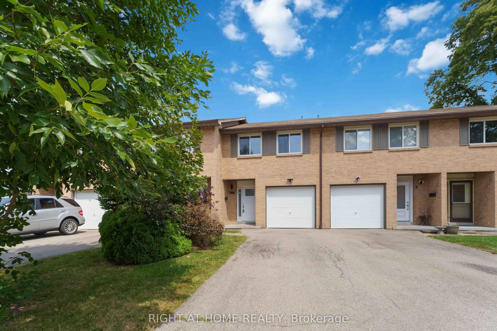 66 Summercrest Drive 3 #3, Hamilton — Condo Town for sale, photo 1
