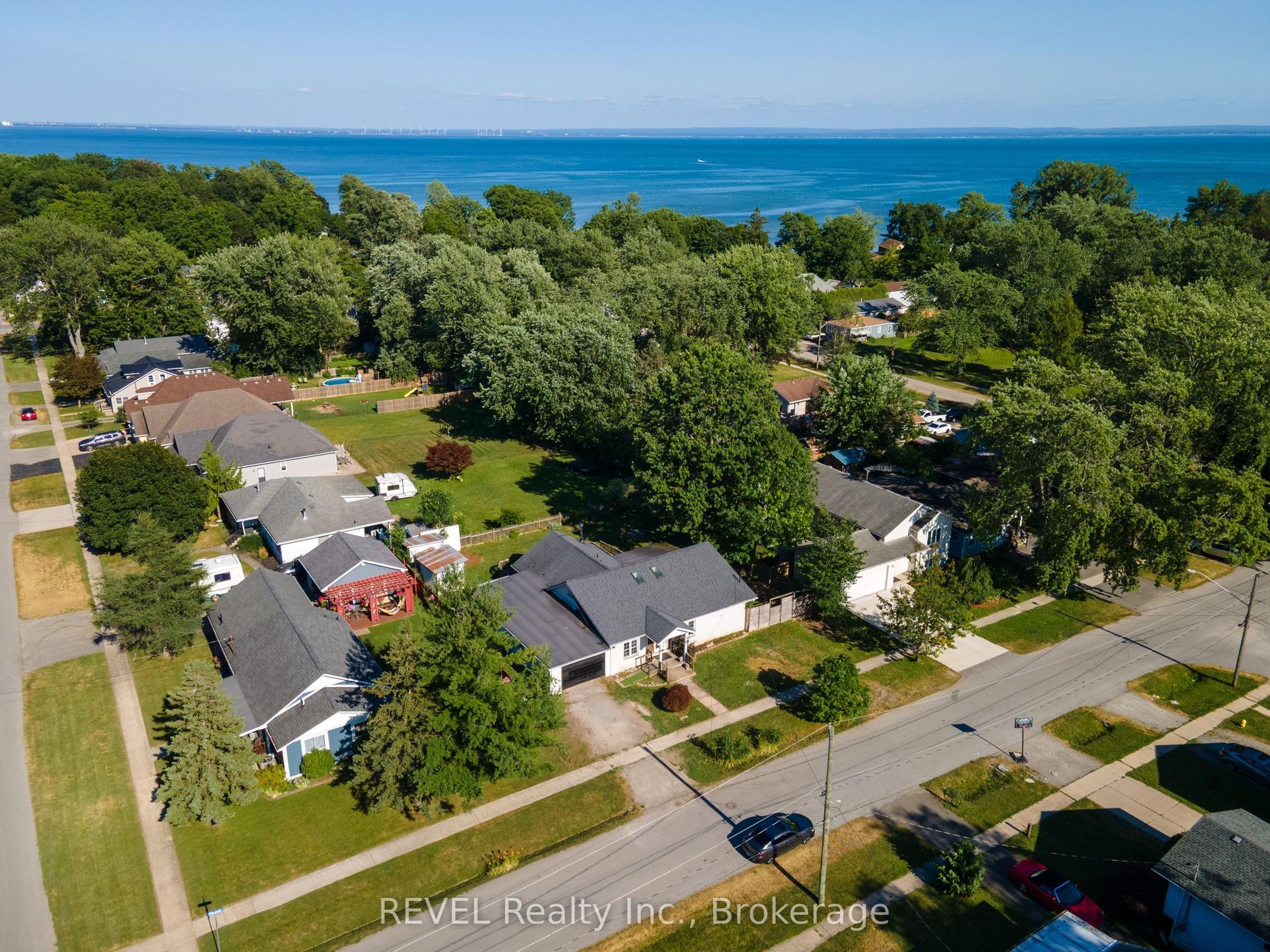 342 HELEN Street, Fort Erie — Detached for sale, photo 1
