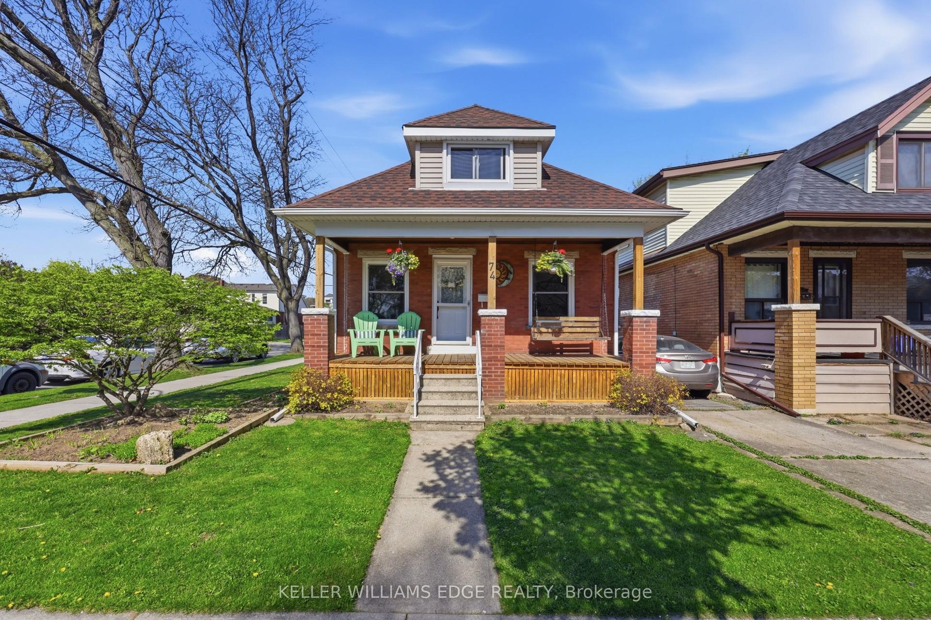74 Graham Avenue S — photo 1
