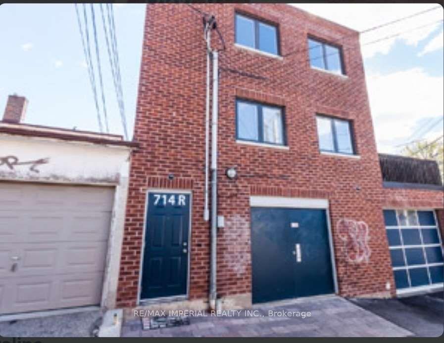 714R Dufferin Street — photo 1
