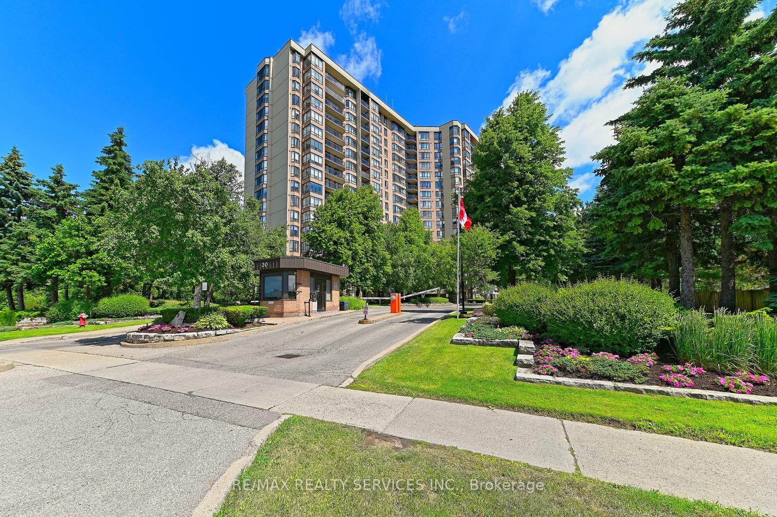 20 Cherrytree Drive 905 #905, Brampton — Condo for sale, photo 1