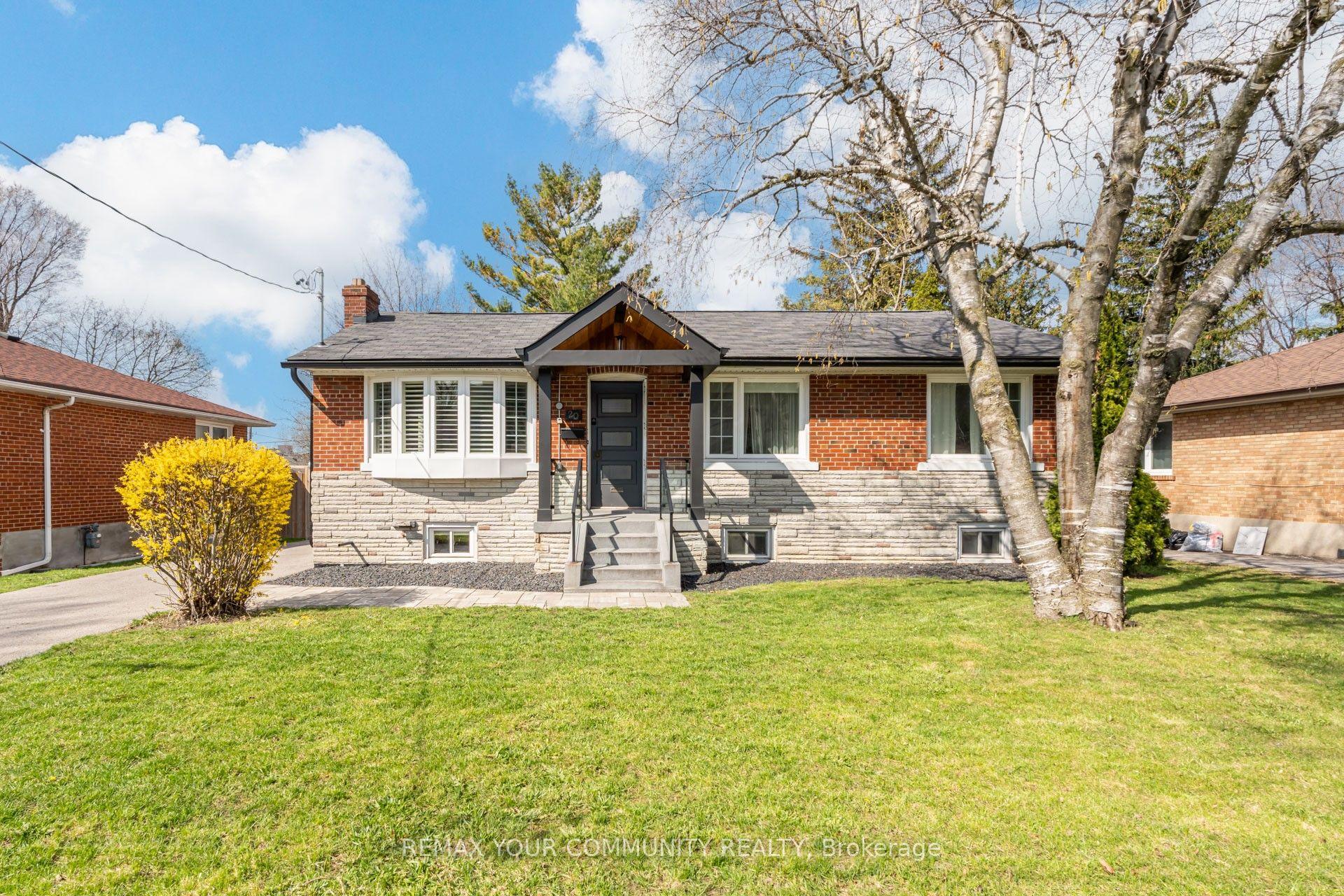 20 Bonny Lynn Court — photo 1