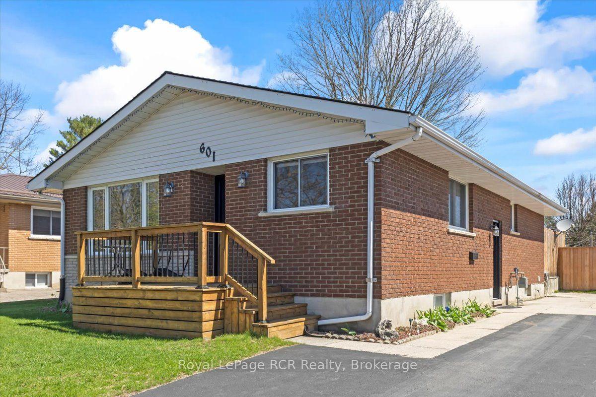 601 17th Avenue — photo 1