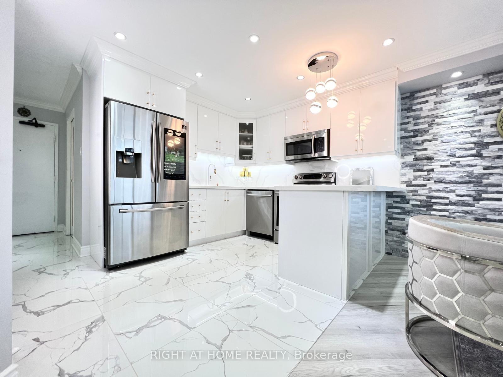 75 Graydon Hall Drive 1608 #1608, Toronto — Condo for sale, photo 1