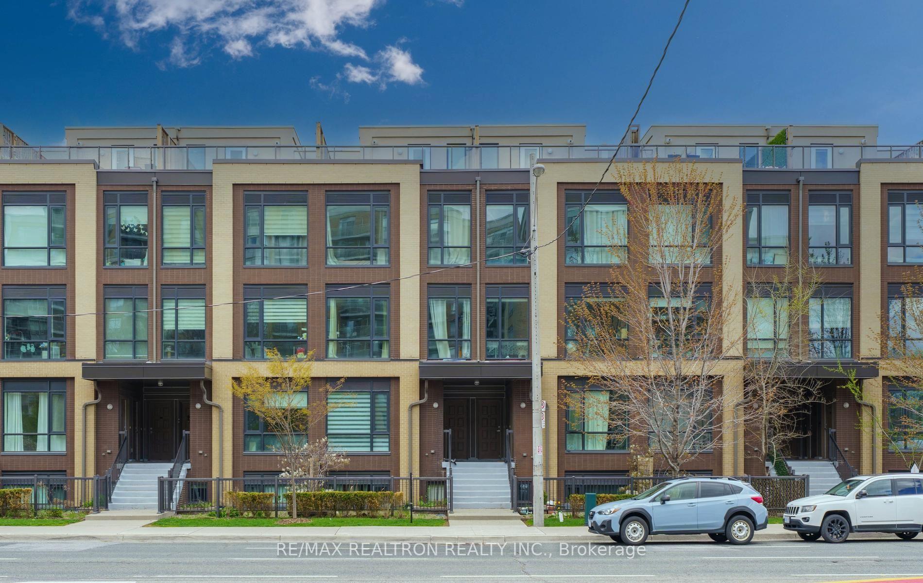 639 Lawrence Avenue W 206 #206 — photo 1