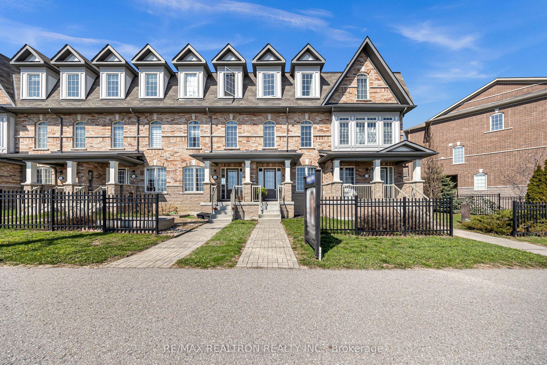 1365 Salem Road N — photo 1