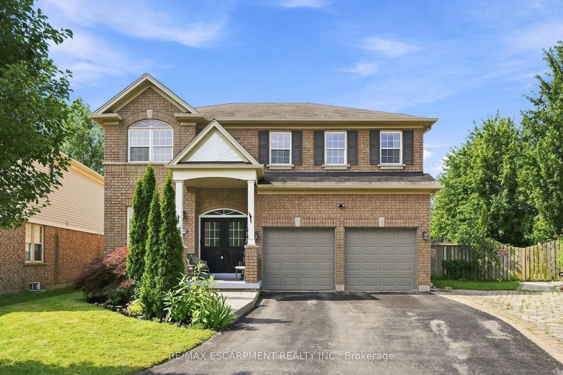108 FOWLER Drive, Hamilton — Detached for sale, photo 1