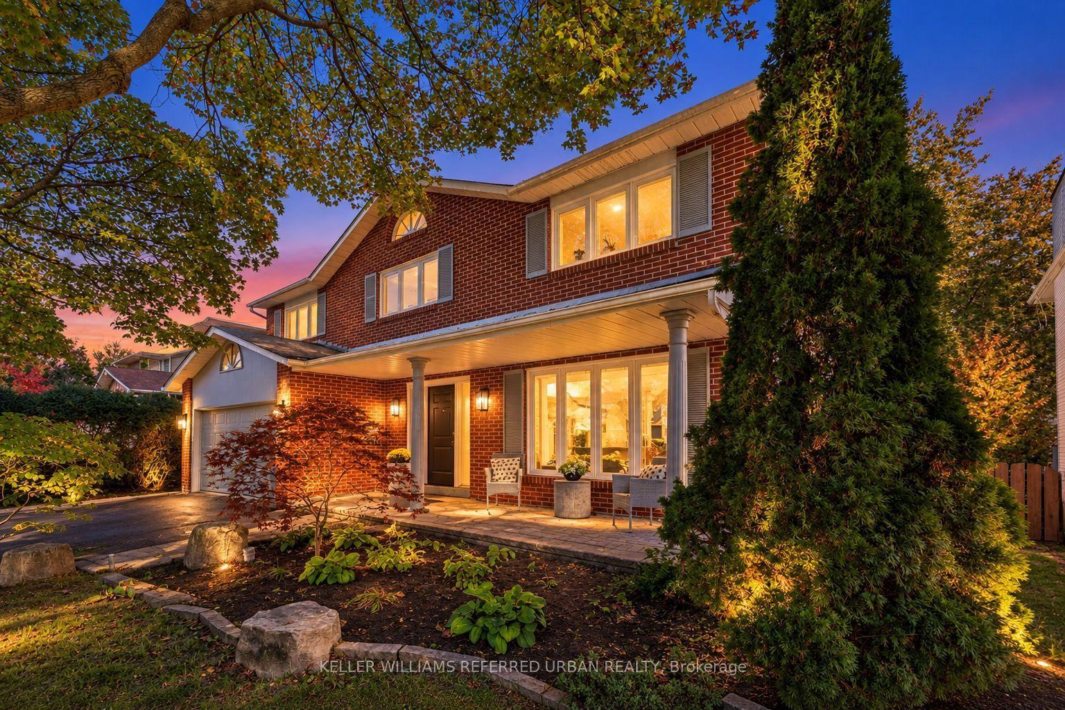 124 Abbeywood Trail, Toronto — Detached for sale, photo 1