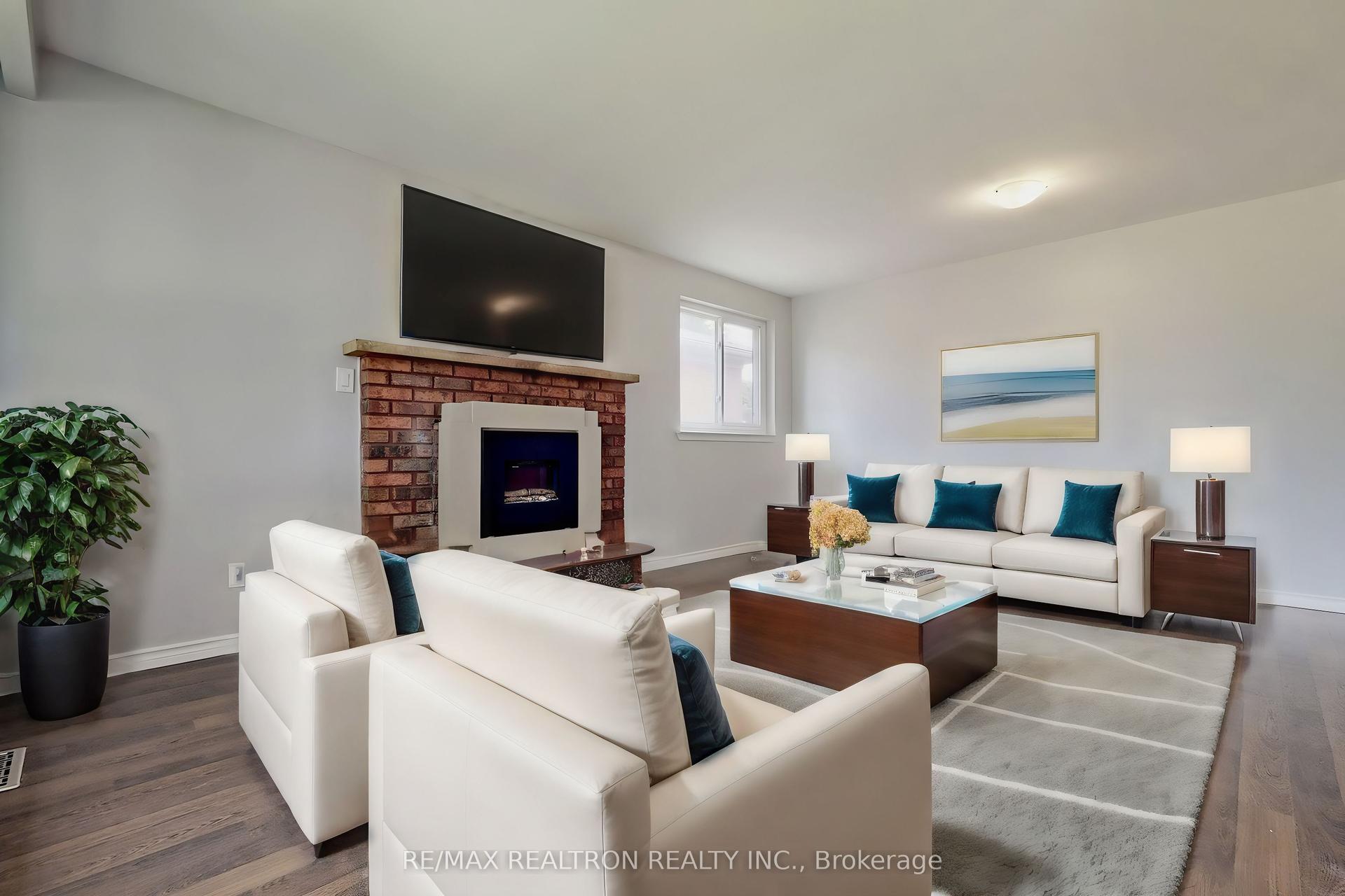 669 Shakespeare Avenue Upper #Upper, Oshawa — Detached for lease, photo 1