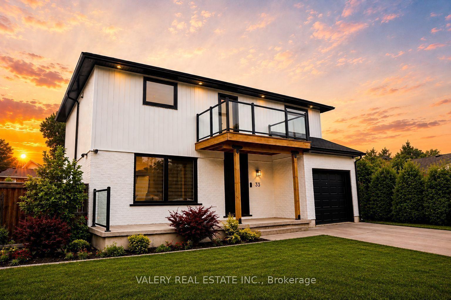33 Chilton Drive, Hamilton — Detached for sale, photo 1