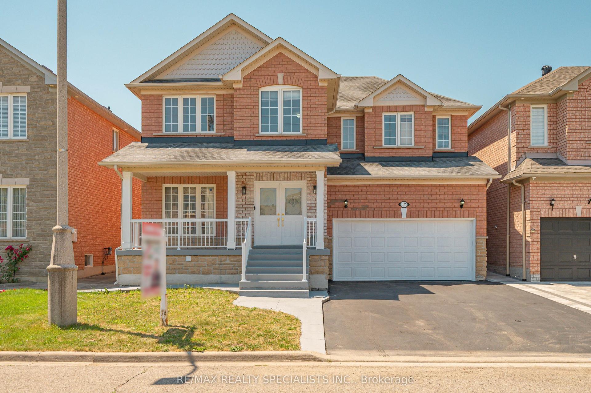 12 Mountain Gorge Road, Brampton — Detached for sale, photo 1