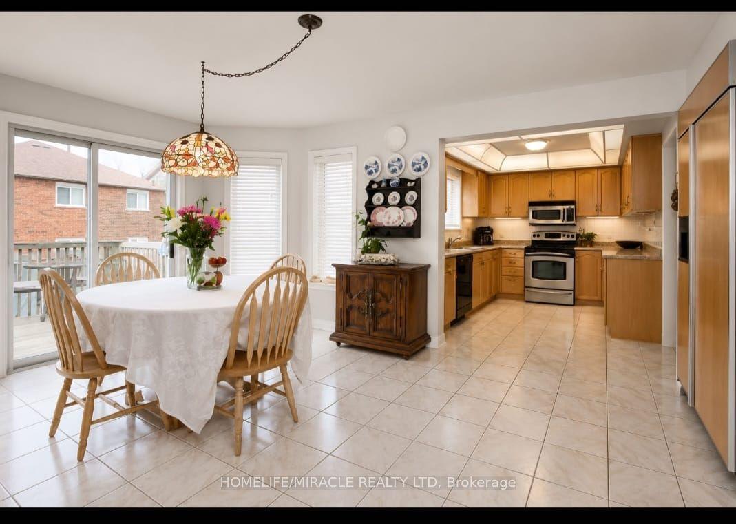 4734 Creditview Road — photo 1