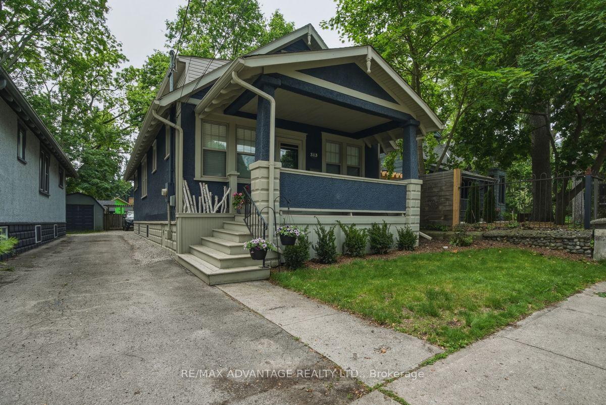 313 Cromwell Street — photo 1