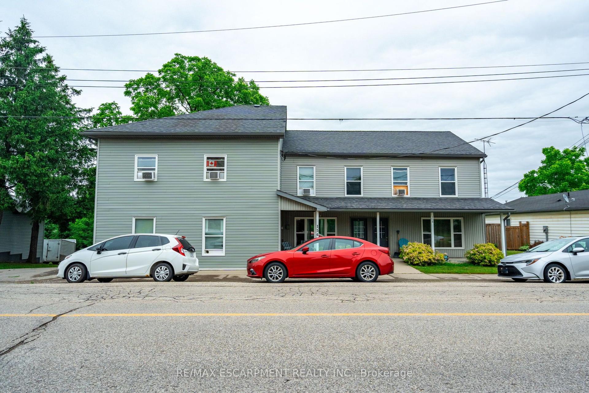 154-156 Freelton Road — photo 1