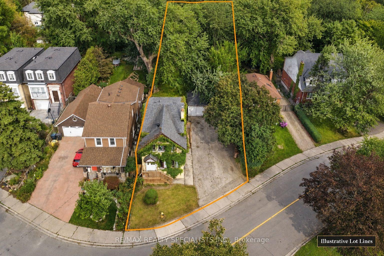 67 Twenty Seventh Street, Toronto — Detached for sale, photo 1